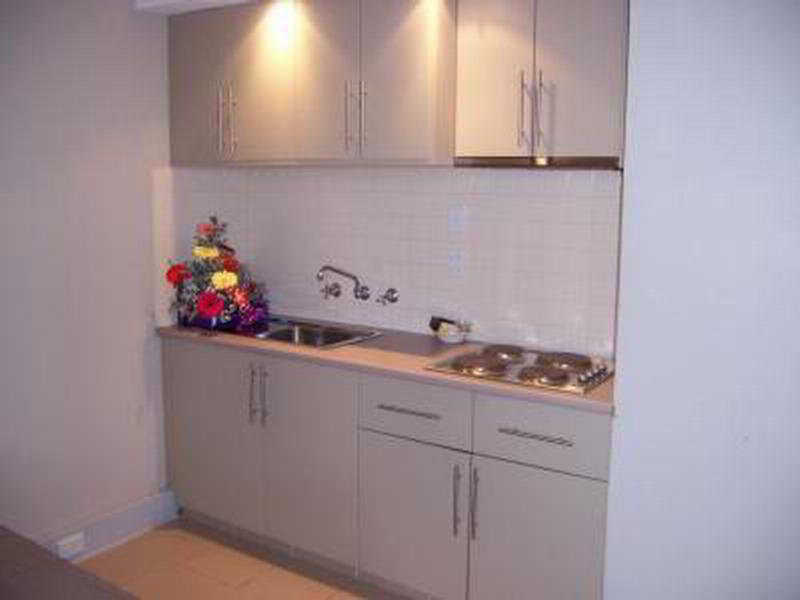 Parkville Place Serviced Apartments Мельбурн Екстер'єр фото