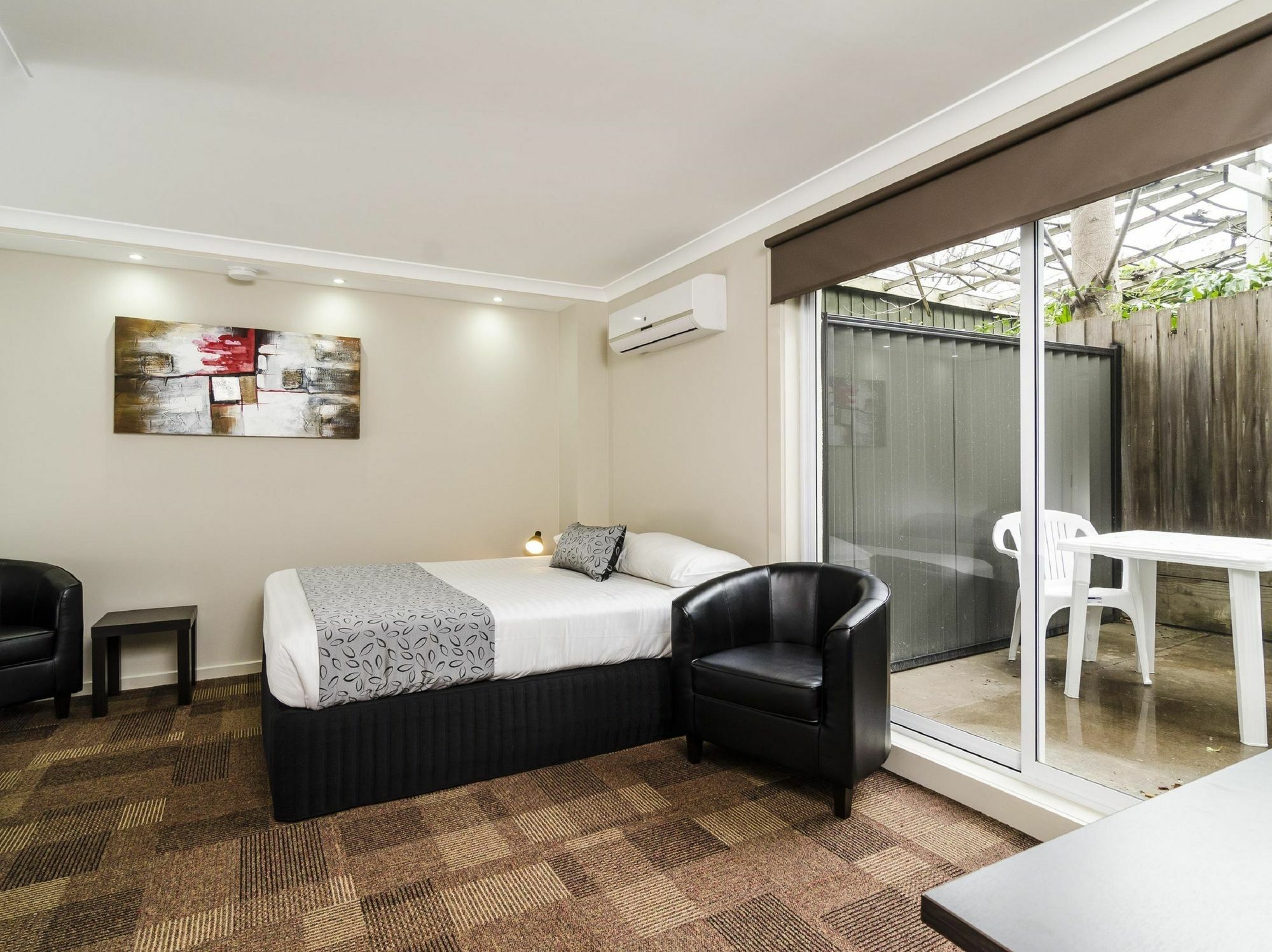 Parkville Place Serviced Apartments Мельбурн Екстер'єр фото