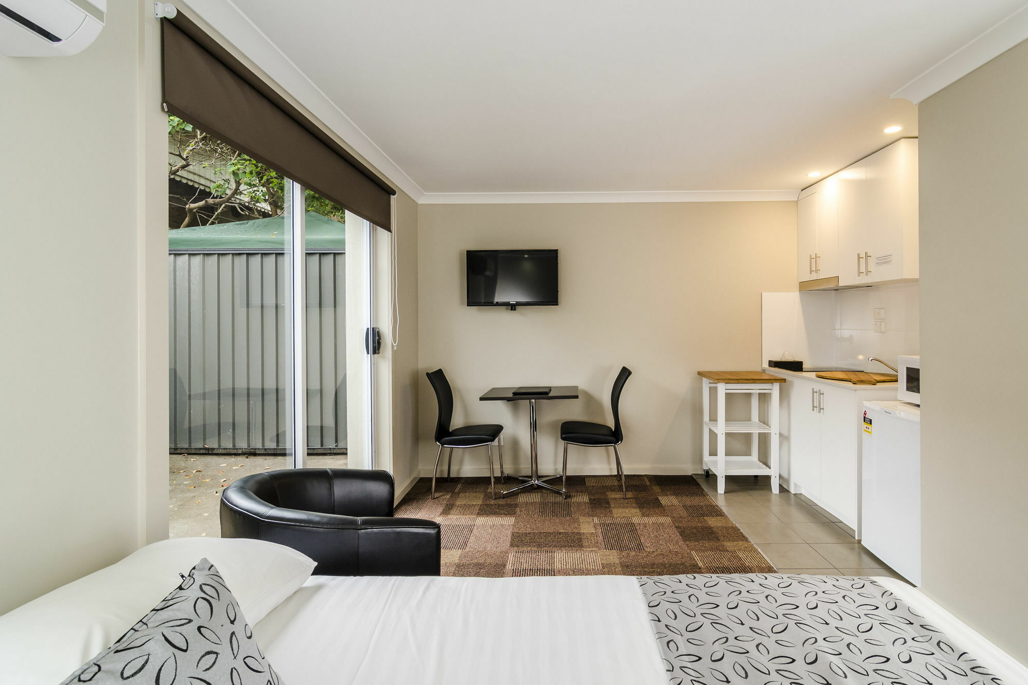 Parkville Place Serviced Apartments Мельбурн Екстер'єр фото
