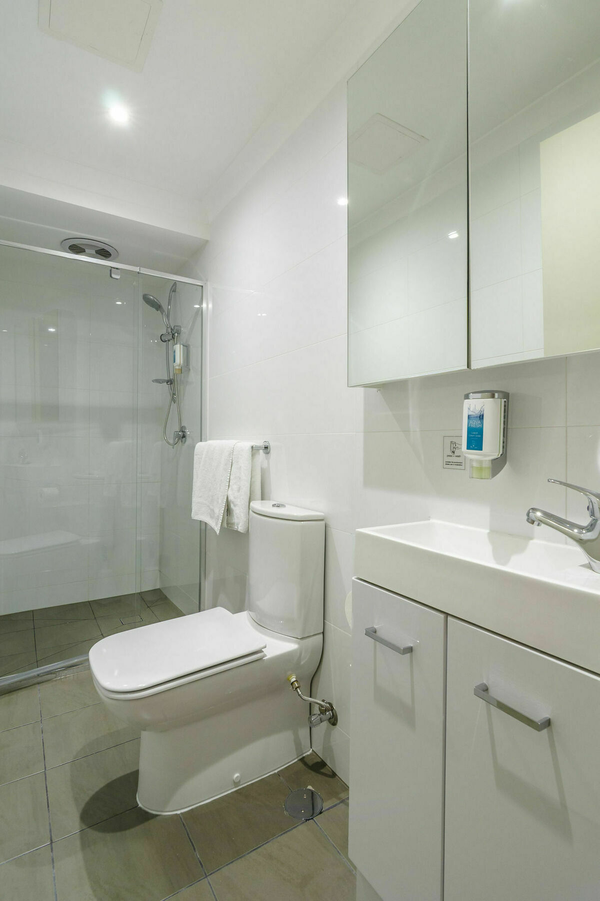 Parkville Place Serviced Apartments Мельбурн Екстер'єр фото